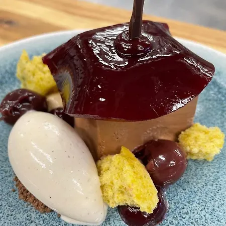 Der Hirsch & Frederix - Altstadthotel & Restaurant 3* גנגנבאך