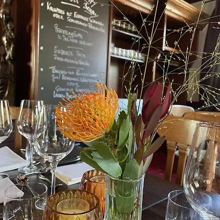 מלון Der Hirsch & Frederix - Altstadthotel & Restaurant 3*