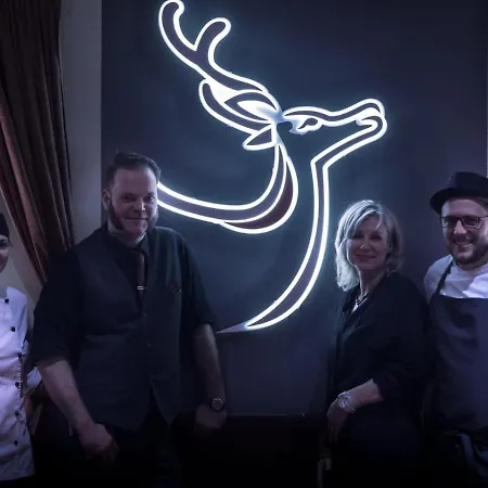 מלון Der Hirsch & Frederix - Altstadthotel & Restaurant 3*