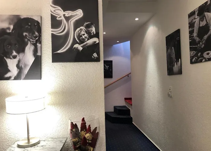 Der Hirsch & Frederix - Altstadthotel & Restaurant Szálloda 3*