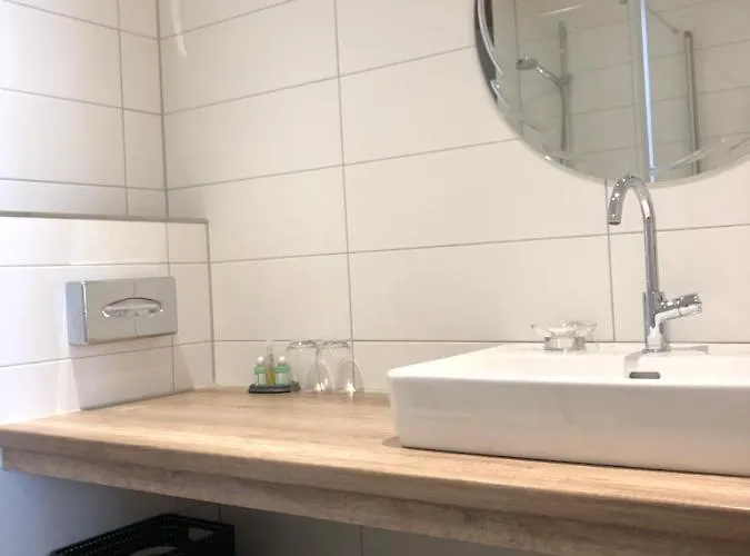 Szálloda Der Hirsch & Frederix - Altstadthotel & Restaurant 3*