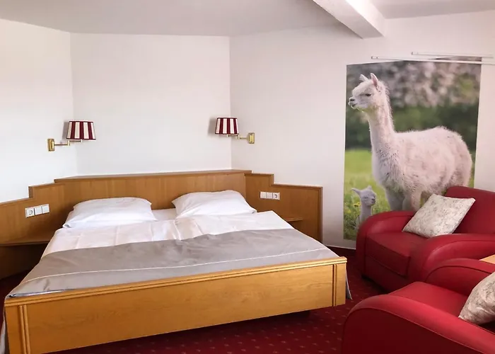 Der Hirsch & Frederix - Altstadthotel & Restaurant Szálloda Gengenbach