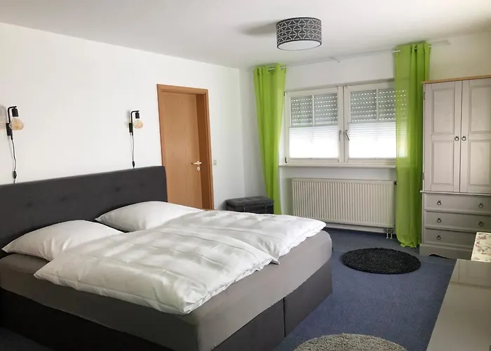 Der Hirsch & Frederix - Altstadthotel & Restaurant Szálloda Gengenbach