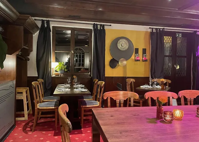 Der Hirsch & Frederix - Altstadthotel & Restaurant Szálloda Gengenbach