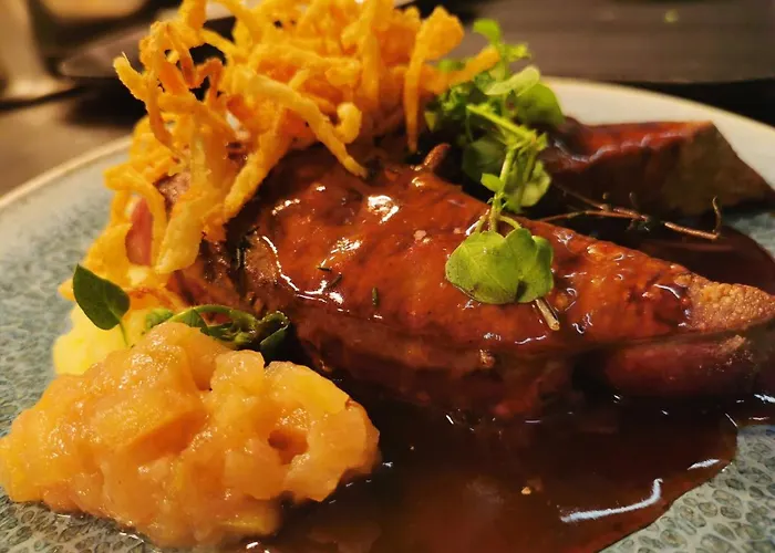 Der Hirsch & Frederix - Altstadthotel & Restaurant Szálloda 3*