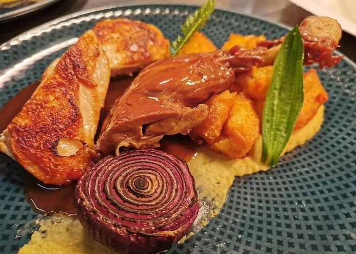 Der Hirsch & Frederix - Altstadthotel & Restaurant Szálloda